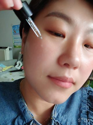 피지오겔 사이언수티컬즈 더 링클-스탑 백 앰플 세럼 — 4점을 준 리뷰어가 2022년 4월 올린 사용 사진
