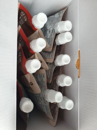 자연에온 핑크 자몽 착즙 100mL 10개입 1BOX +가 득담은 자몽 콜라겐 젤리스틱 1BOX — 5점을 준 리뷰어가 2021년 7월 올린 사용 사진