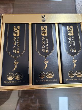 헬스업_천명진프리미엄홍삼스틱_10ml x 30포 — 5점을 준 리뷰어가 2021년 2월 올린 사용 사진