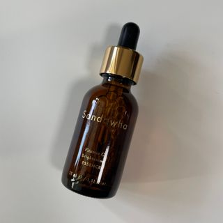 스킨큐어 산다화 비타민c 화이트닝 에센스 30ml — 5점을 준 리뷰어가 2024년 1월 올린 사용 사진