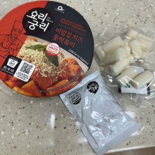 나우  [요리궁리] B타입 ( 매콤, 치즈, 매콤까르보 ) 꽃떡볶이 6개입 세트 — 5점을 준 리뷰어가 2025년 3월 올린 사용 사진