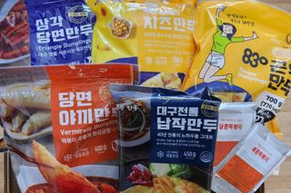 (주)성경순만두 곤약만두.콘치즈만두,삼각당면만두,당면 야끼만두,대구전통 납작만두,떡뽁이 매콤소스,달콤소스 — 4점을 준 리뷰어가 2023년 4월 올린 사용 사진