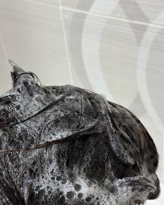 닥터시드 페퍼민트 앤 레몬 비건 비듬케어 쿨 탈모 샴푸 (1000ml) — 5점을 준 리뷰어가 2024년 2월 올린 사용 사진