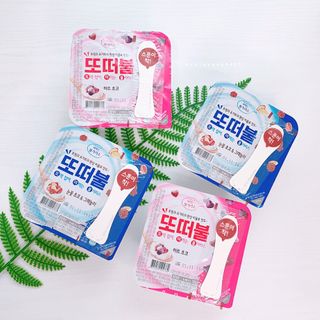 남양유업 또깍 접어 떠먹는 불가리스 2종 — 5점을 준 리뷰어가 2021년 1월 올린 사용 사진