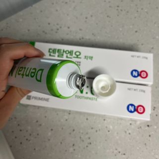 프리마인 유해균 뿐만 아니라 유익균까지 씻어내는 치약은 그만, 건강한 구강환경을 만드는 덴탈엔오 — 5점을 준 리뷰어가 2022년 8월 올린 사용 사진