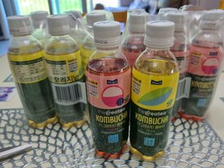 더그레잇티 콤부차 [매일유업] 더그레잇티 44kcal 콤부차 300ml *12개입 (오리지널 6개+베리리치 6개) — 5점을 준 리뷰어가 2023년 8월 올린 사용 사진