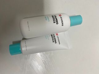 리더스코스메틱 리더스 카밍 바이오틱스 #1등 진정 기획세트 [에센스 워터150ml + 크림 마스크80ml] — 4점을 준 리뷰어가 2022년 8월 올린 사용 사진