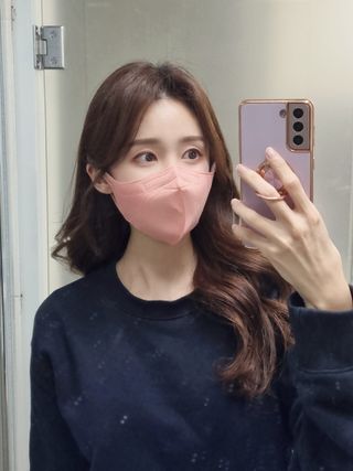 애니가드 셋업마스크 4컬러 각 10매입 [크리미베이지, 캐시미어로즈, 초콜렛브라운, 미드나잇네이비] — 5점을 준 리뷰어가 2022년 2월 올린 사용 사진