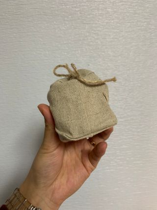 AYU25[아유트웬티파이브]다마스크로즈워터 베이스 천연 수분 촉촉 크림 — 3.5점을 준 리뷰어가 2021년 3월 올린 사용 사진