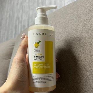 랑벨 내츄럴 딥 포어 클렌저 210ml (저자극 약산성 천연 클렌징 젤) — 4점을 준 리뷰어가 2022년 3월 올린 사용 사진