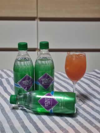 몽베스트 Montbest with Sparkling water Plain 20병 — 5점을 준 리뷰어가 2021년 11월 올린 사용 사진