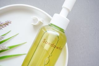 스킨큐어 산다화 순한 클렌징 동백 오일 200ml — 5점을 준 리뷰어가 2023년 4월 올린 사용 사진
