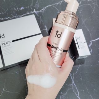아이디플라코스메틱 아이디 브이로직 마이너스 필링 토너 110ml — 5점을 준 리뷰어가 2022년 1월 올린 사용 사진