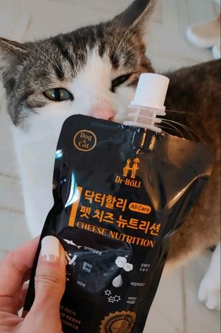 닥터할리 펫 치즈 뉴트리션 — 5점을 준 리뷰어가 2021년 10월 올린 사용 사진