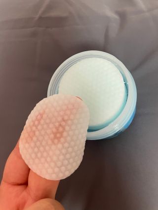 메디힐 워터마이드 포어 타이트닝 에센스 패드 — 4점을 준 리뷰어가 2021년 8월 올린 사용 사진