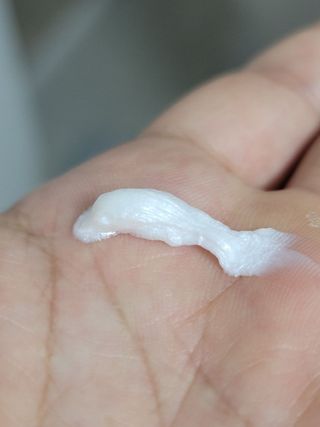 나우 [리브엠] 화해 1등 각질 클렌저! 시카좀 카밍 딥 클렌징 폼 — 5점을 준 리뷰어가 2025년 6월 올린 사용 사진