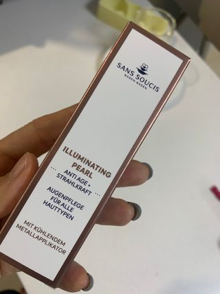 산수시 일루미네이팅 펄 영양 다크서클 스틱 아이 크림 케어 15ml — 5점을 준 리뷰어가 2021년 6월 올린 사용 사진