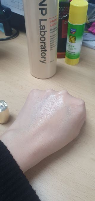 [NEW 탄력유턴 아이크림] AHC 유스 래스팅 리얼 아이크림 포 페이스 — 4.5점을 준 리뷰어가 2021년 3월 올린 사용 사진