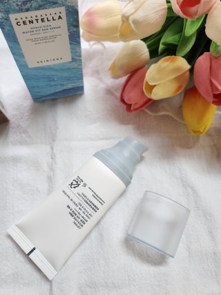 [스킨1004] 마다가스카르 센텔라 히알루-시카 워터핏 선세럼 50ml — 5점을 준 리뷰어가 2024년 5월 올린 사용 사진