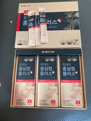 서울약사신협_투데이홍삼정플러스스틱_10g x 30포 — 5점을 준 리뷰어가 2021년 6월 올린 사용 사진