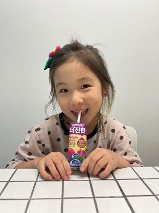 [롯데칠성] 야채듬뿍 더'진한 [롯데칠성] 야채는 이제 COLORFULL! 야채듬뿍  더 진한 레드 4개 +퍼플 4개 (총 8개) — 5점을 준 리뷰어가 2023년 6월 올린 사용 사진