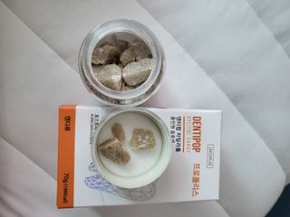 작심연구소 구취제거+충치예방+치아화이트닝 마법의 캔디 덴티팝3종(맛 랜덤 발송) — 5점을 준 리뷰어가 2022년 6월 올린 사용 사진