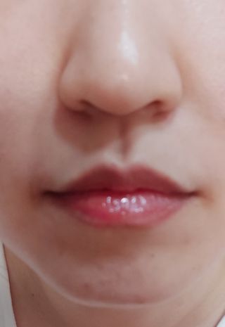 [후르디아] 올리브영 꿀과즙 립밤 2종 (블루베리/석류) — 5점을 준 리뷰어가 2022년 1월 올린 사용 사진