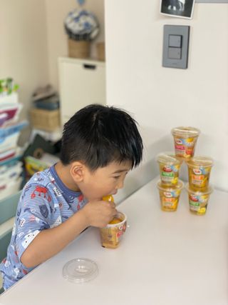 돌 MF[Dole] 파인애플컵/망고컵/복숭아컵 198g 6입X1박스 (맛 1가지 랜덤 발송) — 5점을 준 리뷰어가 2023년 6월 올린 사용 사진