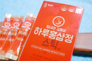 힘내라김홍삼 하루홍삼정스틱 10g x 10포 — 5점을 준 리뷰어가 2021년 3월 올린 사용 사진