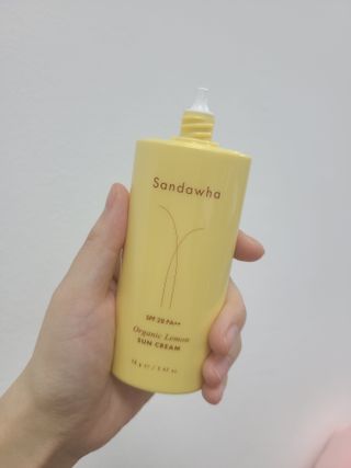 스킨큐어 산다화 유기농 레몬썬크림 — 5점을 준 리뷰어가 2022년 4월 올린 사용 사진