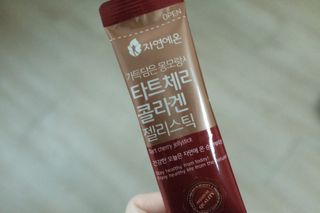 자연에온 가득담은 몽모랑시 타트체리 콜라겐 젤리스틱 — 4점을 준 리뷰어가 2021년 1월 올린 사용 사진