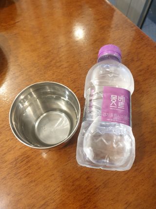 몽베스트 [MONTBEST] 330mL 20병 — 5점을 준 리뷰어가 2021년 10월 올린 사용 사진