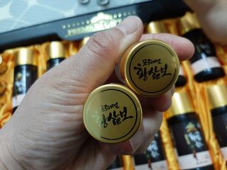 서울약사신협_프리미엄황삼골드_3.75g x 12환+75mgx12병 — 5점을 준 리뷰어가 2021년 1월 올린 사용 사진