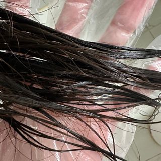 [유니프] 헤어 샤이니 핑크 컬러 트리트먼트240g — 5점을 준 리뷰어가 2023년 11월 올린 사용 사진