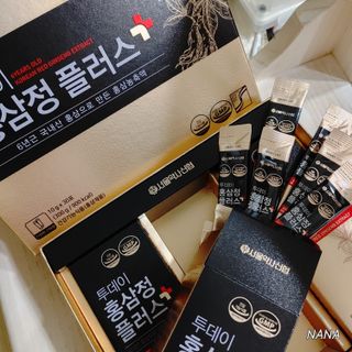 서울약사신협_투데이홍삼정플러스스틱_10g x 30포 — 5점을 준 리뷰어가 2021년 5월 올린 사용 사진