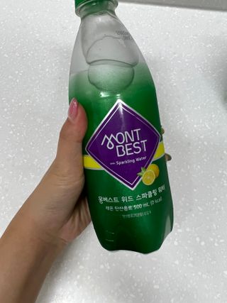 몽베스트 Montbest with Sparkling water Lemon OR Lime 20병(랜덤) — 5점을 준 리뷰어가 2022년 9월 올린 사용 사진
