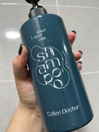 세렌닥터 스칼프 루트 케어 샴푸 — 5점을 준 리뷰어가 2022년 10월 올린 사용 사진