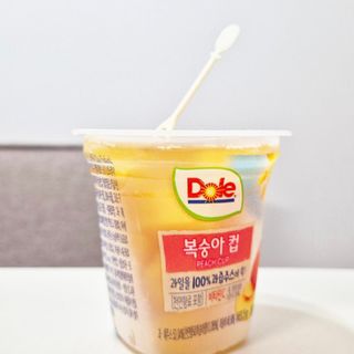 돌 MF[Dole] 파인애플컵/망고컵/복숭아컵 198g 6입X1박스 (맛 1가지 랜덤 발송) — 5점을 준 리뷰어가 2024년 10월 올린 사용 사진