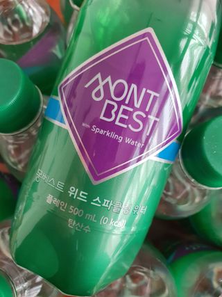 몽베스트 Montbest with Sparkling water Plain 20병 — 5점을 준 리뷰어가 2021년 11월 올린 사용 사진