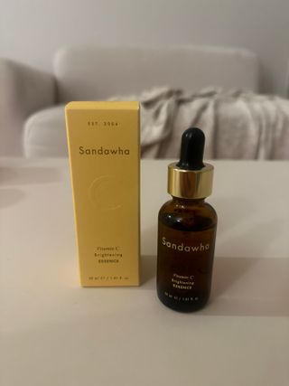 스킨큐어 산다화 비타민c 화이트닝 에센스 30ml — 5점을 준 리뷰어가 2023년 7월 올린 사용 사진