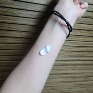 줄라이 모닝 _ JULY MORNING 줄라이모닝 하이드레이팅 퍼퓸드 바디앤핸드 에멀젼 — 5점을 준 리뷰어가 2021년 9월 올린 사용 사진