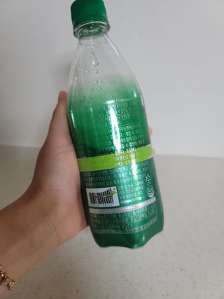 몽베스트 Montbest with Sparkling water Lime20병 — 5점을 준 리뷰어가 2023년 3월 올린 사용 사진