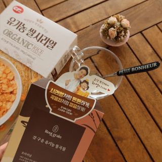 씨알푸드 유기농 쌀 시리얼 390g + 갓 구운 유기농 발아통곡물 150g — 5점을 준 리뷰어가 2022년 1월 올린 사용 사진