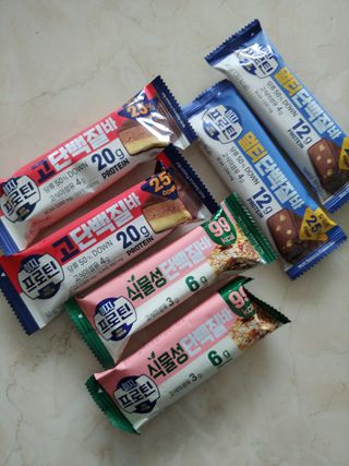 이지프로틴바 3종x각 2ea (고단백질바, 멀티단백질바, 식물성단백질바) — 5점을 준 리뷰어가 2024년 3월 올린 사용 사진