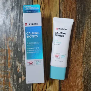 리더스코스메틱 리더스 카밍 바이오틱스 선 에센스 SPF 50+ PA++++ — 5점을 준 리뷰어가 2022년 7월 올린 사용 사진