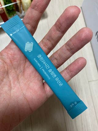 클린24시간 슬림앤유산균 1박스 (3.5g X 15포) — 5점을 준 리뷰어가 2023년 3월 올린 사용 사진