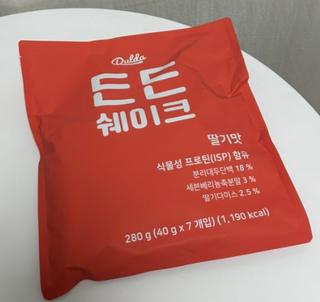 [덜다] 든든 식물성 단백질 쉐이크 40g X 7입 (곡물/딸기) — 5점을 준 리뷰어가 2023년 8월 올린 사용 사진