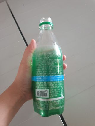 몽베스트 Montbest with Sparkling water Plain 20병 — 4.5점을 준 리뷰어가 2022년 6월 올린 사용 사진