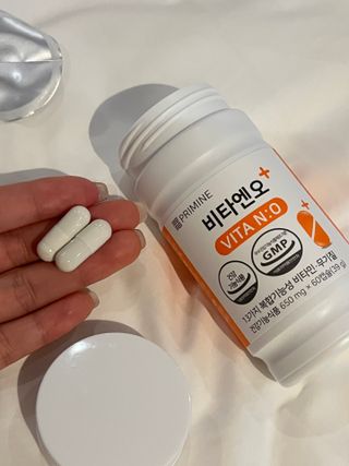 프리마인 성큼다가온 봄, 이너뷰티를 챙겨야 피부도 화사하게, 컨디션도 활기차게. 흡수율을 높인 고효율 비타민. — 5점을 준 리뷰어가 2022년 9월 올린 사용 사진