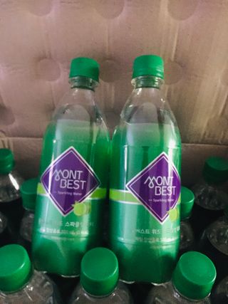 몽베스트 Montbest with Sparkling water Lime20병 — 5점을 준 리뷰어가 2021년 10월 올린 사용 사진